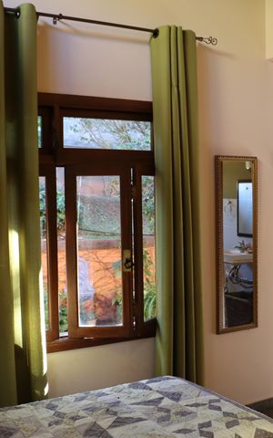 Casa de condomínio para alugar com 323m², 4 quartos e 5 vagasSuíte 3