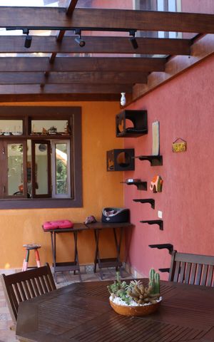 Casa de condomínio para alugar com 323m², 4 quartos e 5 vagasÁrea Externa