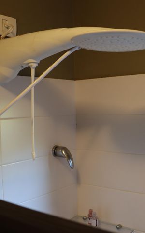 Casa de condomínio para alugar com 323m², 4 quartos e 5 vagasBanheiro da Suíte 3