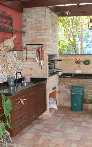Casa de condomínio para alugar com 323m², 4 quartos e 5 vagasÁrea Externa
