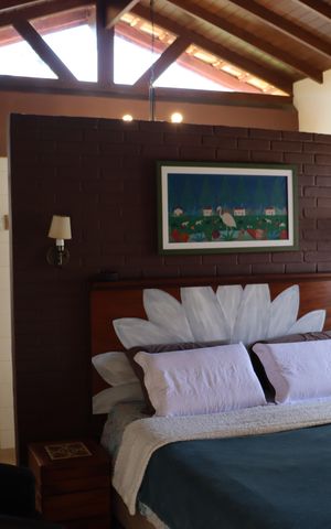 Casa de condomínio para alugar com 323m², 4 quartos e 5 vagasSuíte 2