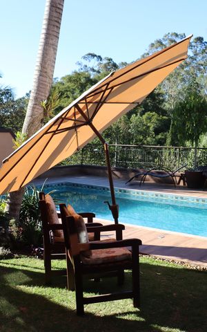 Casa de condomínio para alugar com 323m², 4 quartos e 5 vagasÁrea Externa