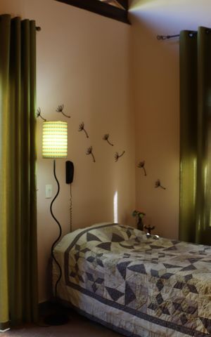 Casa de condomínio para alugar com 323m², 4 quartos e 5 vagasSuíte 3