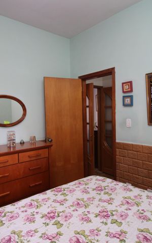 Casa à venda com 150m², 3 quartos e 3 vagasSuíte