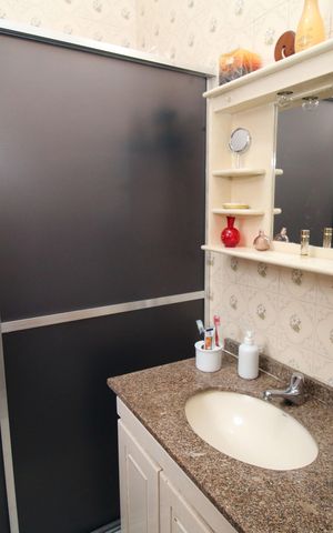 Casa à venda com 150m², 3 quartos e 3 vagasBanheiro Social
