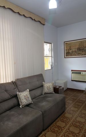 Casa à venda com 150m², 3 quartos e 3 vagasSala