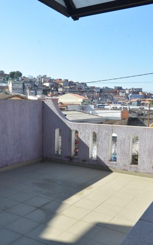 Casa à venda com 180m², 3 quartos e 2 vagasSacada