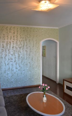 Casa à venda com 180m², 3 quartos e 2 vagasSala
