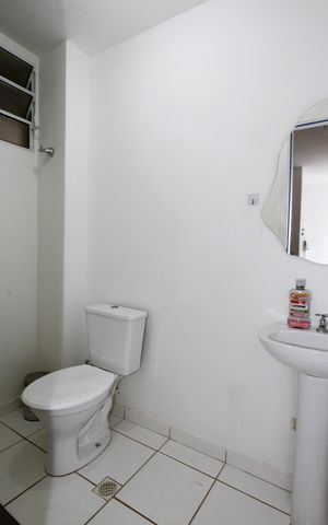 Apartamento à venda com 44m², 2 quartos e sem vagaBanheiro