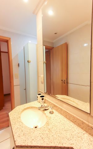 Apartamento à venda com 90m², 3 quartos e 2 vagas Apartamento à venda com 90m², 3 quartos e 2 vagasBanheiro da Suíte 2