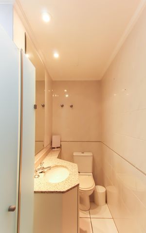 Apartamento à venda com 90m², 3 quartos e 2 vagas Apartamento à venda com 90m², 3 quartos e 2 vagasBanheiro da Suíte 2