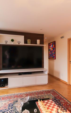 Apartamento à venda com 90m², 3 quartos e 2 vagas Apartamento à venda com 90m², 3 quartos e 2 vagasSala