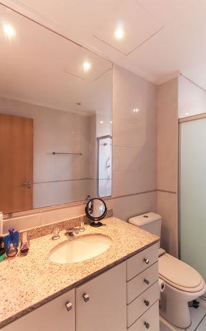 Apartamento à venda com 90m², 3 quartos e 2 vagas Apartamento à venda com 90m², 3 quartos e 2 vagasBanheiro da Suíte 3