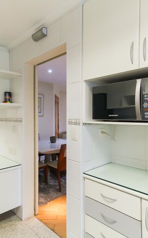 Apartamento à venda com 90m², 3 quartos e 2 vagas Apartamento à venda com 90m², 3 quartos e 2 vagasCozinha