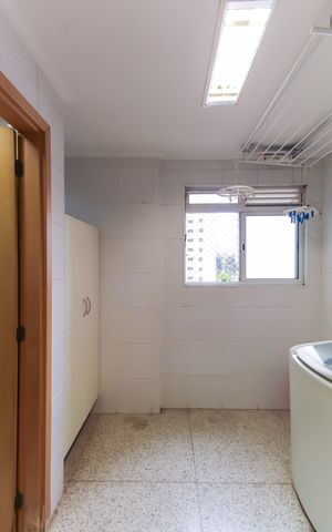 Apartamento à venda com 90m², 3 quartos e 2 vagas Apartamento à venda com 90m², 3 quartos e 2 vagasÁrea de Serviço