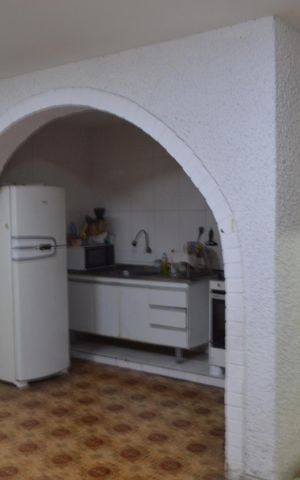 Casa para alugar com 200m², 3 quartos e 3 vagas Casa para alugar com 200m², 3 quartos e 3 vagasCozinha