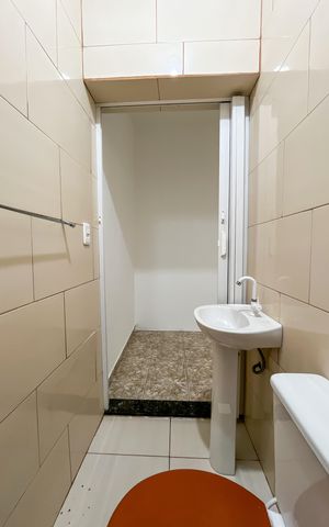 Casa para alugar com 39m², 1 quarto e sem vaga Casa para alugar com 39m², 1 quarto e sem vagaBanheiro