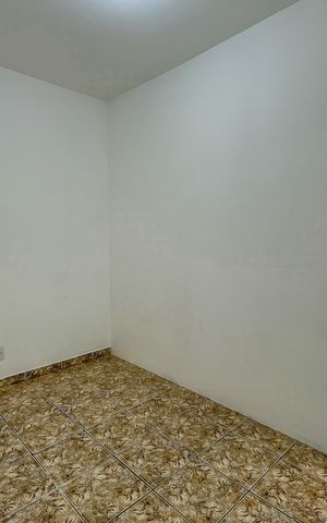 Casa para alugar com 39m², 1 quarto e sem vaga Casa para alugar com 39m², 1 quarto e sem vagaSala