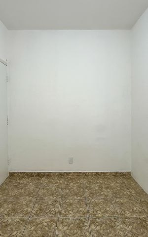 Casa para alugar com 39m², 1 quarto e sem vaga Casa para alugar com 39m², 1 quarto e sem vagaSala