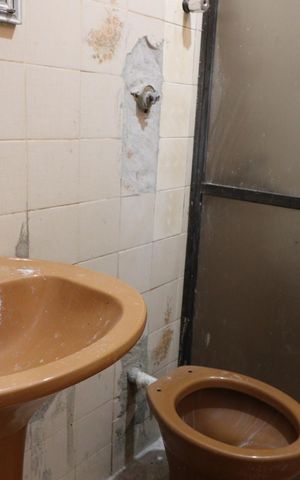 Casa para alugar com 400m², 4 quartos e 4 vagas Casa para alugar com 400m², 4 quartos e 4 vagasBanheiro da Suíte 2