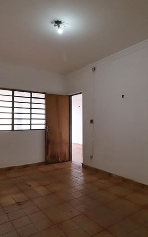 Casa para alugar com 400m², 4 quartos e 4 vagas Casa para alugar com 400m², 4 quartos e 4 vagasSala