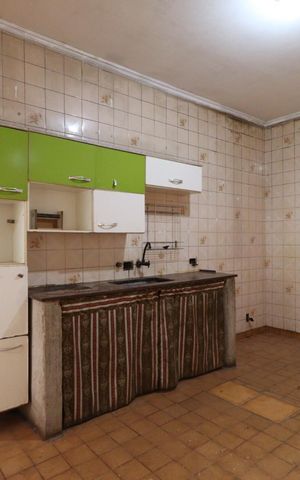 Casa para alugar com 400m², 4 quartos e 4 vagas Casa para alugar com 400m², 4 quartos e 4 vagasCozinha