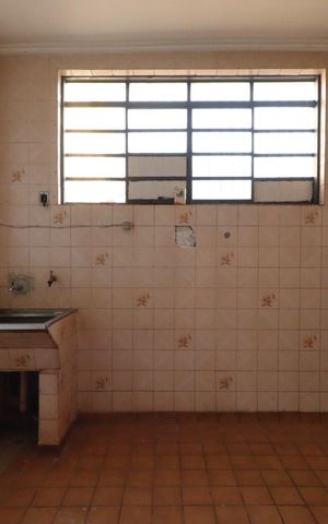 Casa para alugar com 400m², 4 quartos e 4 vagas Casa para alugar com 400m², 4 quartos e 4 vagasÁrea de serviço