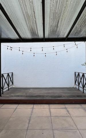 Casa para alugar com 246m², 3 quartos e 3 vagas Casa para alugar com 246m², 3 quartos e 3 vagasTerraço