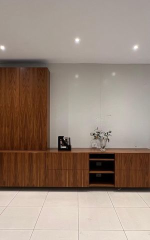 Casa para alugar com 246m², 3 quartos e 3 vagas Casa para alugar com 246m², 3 quartos e 3 vagasSala