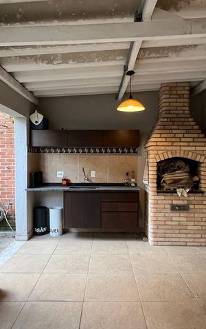 Casa para alugar com 246m², 3 quartos e 3 vagas Casa para alugar com 246m², 3 quartos e 3 vagasChurrasqueira