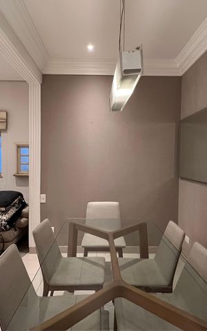 Casa para alugar com 246m², 3 quartos e 3 vagas Casa para alugar com 246m², 3 quartos e 3 vagasSala de Jantar