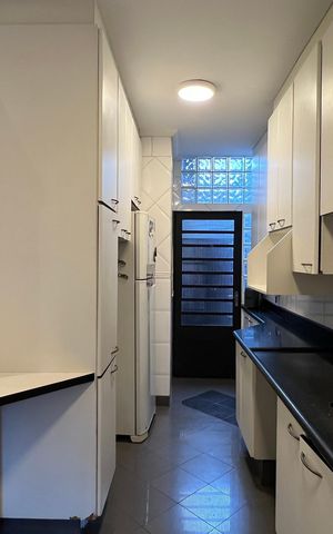 Casa para alugar com 246m², 3 quartos e 3 vagas Casa para alugar com 246m², 3 quartos e 3 vagasCozinha