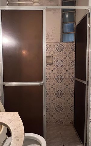 Casa para alugar com 246m², 3 quartos e 3 vagas Casa para alugar com 246m², 3 quartos e 3 vagasBanheiro de serviço