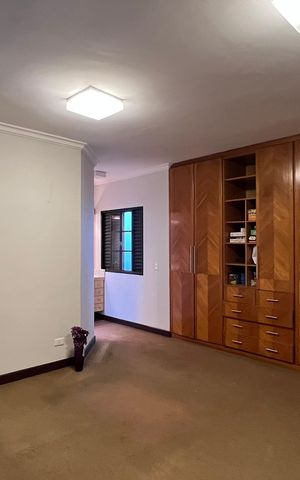 Casa para alugar com 246m², 3 quartos e 3 vagas Casa para alugar com 246m², 3 quartos e 3 vagasSuíte 3
