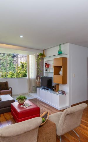 Apartamento à venda com 100m², 3 quartos e 2 vagas Apartamento à venda com 100m², 3 quartos e 2 vagasSala