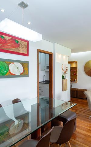 Apartamento à venda com 100m², 3 quartos e 2 vagas Apartamento à venda com 100m², 3 quartos e 2 vagasSala