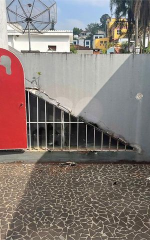 Casa à venda com 175m², 3 quartos e 4 vagas