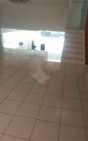 Casa à venda com 175m², 3 quartos e 4 vagas
