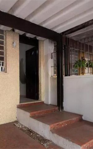 Casa à venda com 85m², 2 quartos e 1 vaga