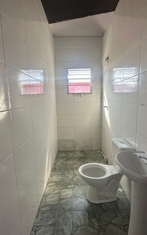 Casa para alugar com 48m², 2 quartos e sem vaga Casa para alugar com 48m², 2 quartos e sem vagaBanheiro