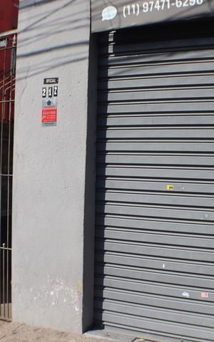Casa para alugar com 48m², 2 quartos e sem vaga Casa para alugar com 48m², 2 quartos e sem vagaFachada