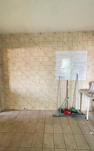 Casa à venda com 330m², 5 quartos e 6 vagasCozinha