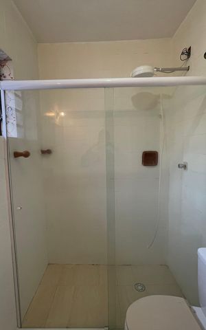 Casa à venda com 330m², 5 quartos e 6 vagasBanheiro 3