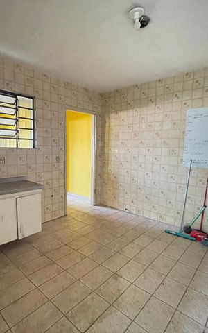 Casa à venda com 330m², 5 quartos e 6 vagasCozinha
