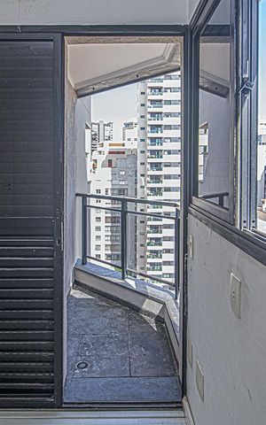 Apartamento à venda com 177m², 3 quartos e 3 vagas Apartamento à venda com 177m², 3 quartos e 3 vagasVaranda da Suíte 3