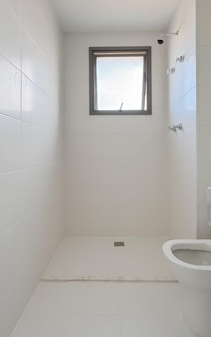 Apartamento à venda com 75m², 2 quartos e 1 vaga Apartamento à venda com 75m², 2 quartos e 1 vagaBanheiro da Suíte 2