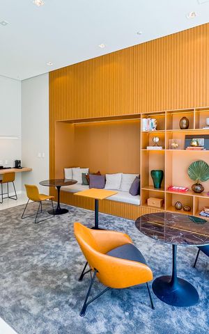 Apartamento à venda com 75m², 2 quartos e 1 vaga Apartamento à venda com 75m², 2 quartos e 1 vagaLounge