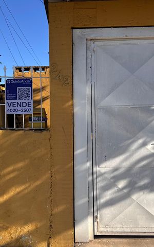 Casa à venda com 120m², 3 quartos e 2 vagasFachada