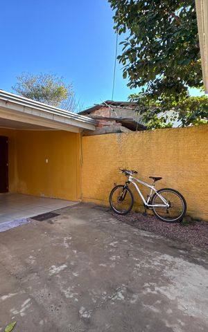 Casa à venda com 120m², 3 quartos e 2 vagasGaragem