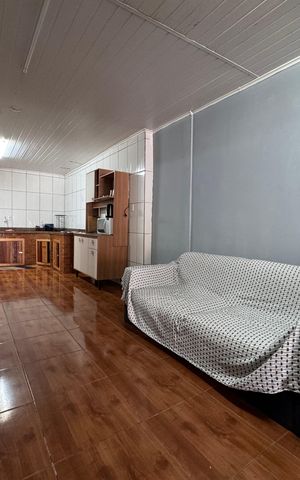Casa à venda com 120m², 3 quartos e 2 vagasSala